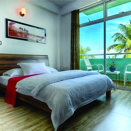 Beach Sunrise Inn Хулхумале Экстерьер фото