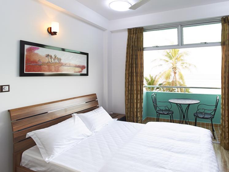 Beach Sunrise Inn Хулхумале Экстерьер фото